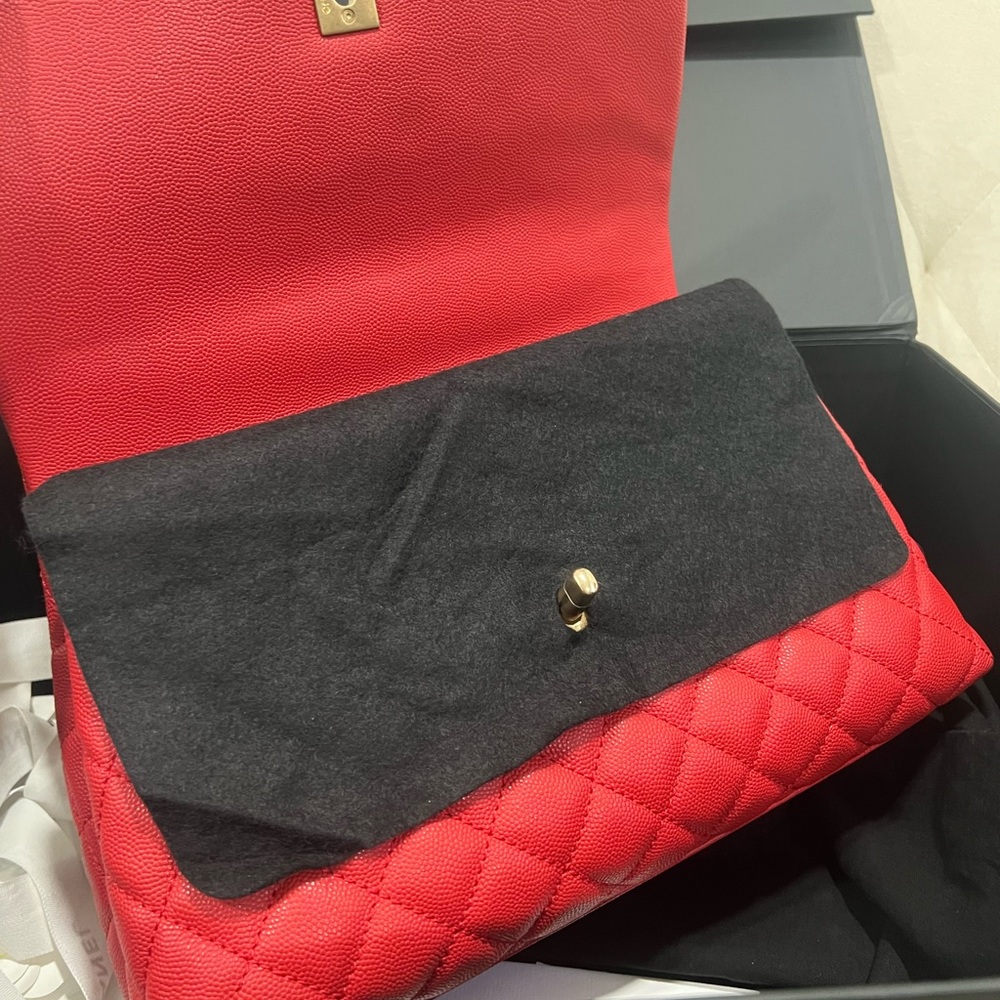 ❤️Coco Chanel Top handle Red Quilted Caviar Bag - Picture 9 of 16